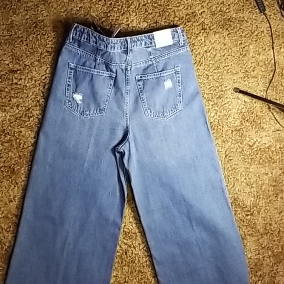 NEW - Forever 21 Denim Wide Leg Pants - Picture 6 of 6